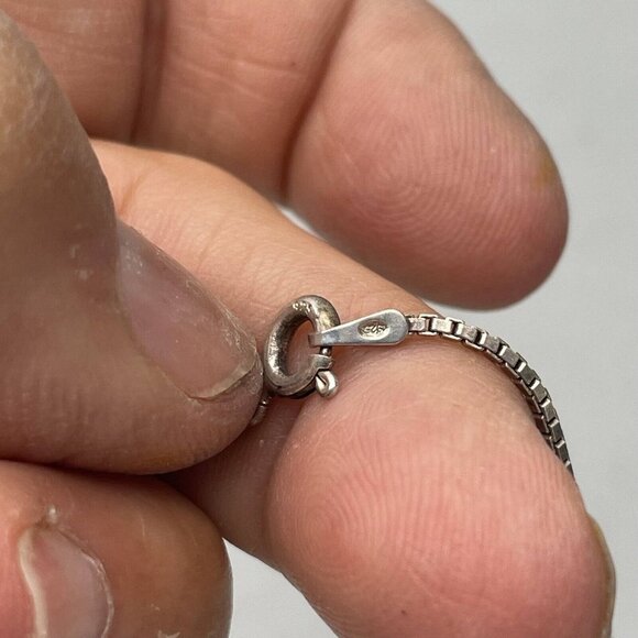 KC 925 Sterling Silver Garnet Pendant Box Chain Necklace Spring Ring Closure - Picture 11 of 11